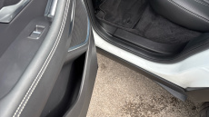 Jaguar E-Pace 2.0 D200 R-Dynamic SE 5dr Auto Diesel Estate